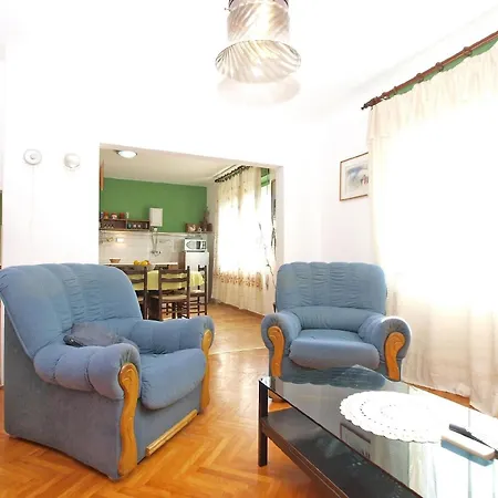 Apartment Fuer 6 Personen Ca 100 Qm In Fazana, Istrien Istrische Riviera Fazana