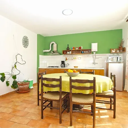 Fuer 6 Personen Ca 100 Qm In Fazana, Istrien Istrische Riviera Apartment *