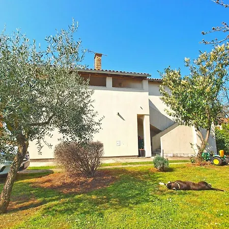 Apartment Fuer 6 Personen Ca 100 Qm In Fazana, Istrien Istrische Riviera *